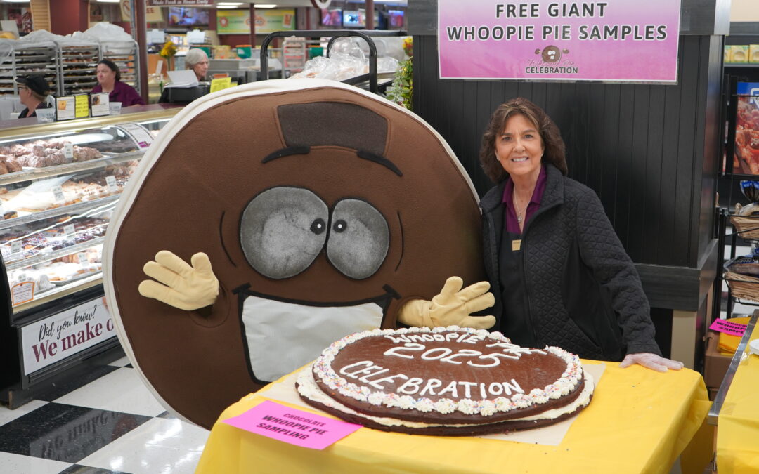 21 Years of Smiles and Samples: Lois’s Journey at Shady Maple